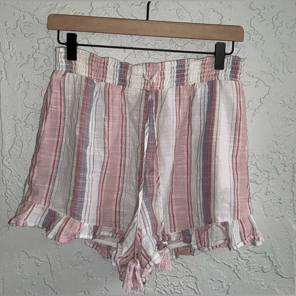 American Eagle Outfitters Striped Shorts in Pink and White